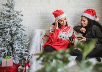 Descubre los árboles de Navidad mejor relación precio que puedes comprar online