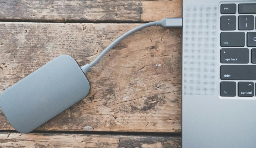 Discos duros externos.