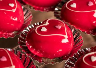 Dónde comprar artículos para fiestas y decoración temática online