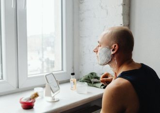 Geles y espumas de afeitar ideales para piel sensible: selección y envío a República Dominicana con Aeropaq