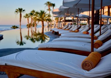 Tumbonas ideales para llevar a la playa: comodidad, estilo y envío seguro a  República Dominicana con Aeropaq